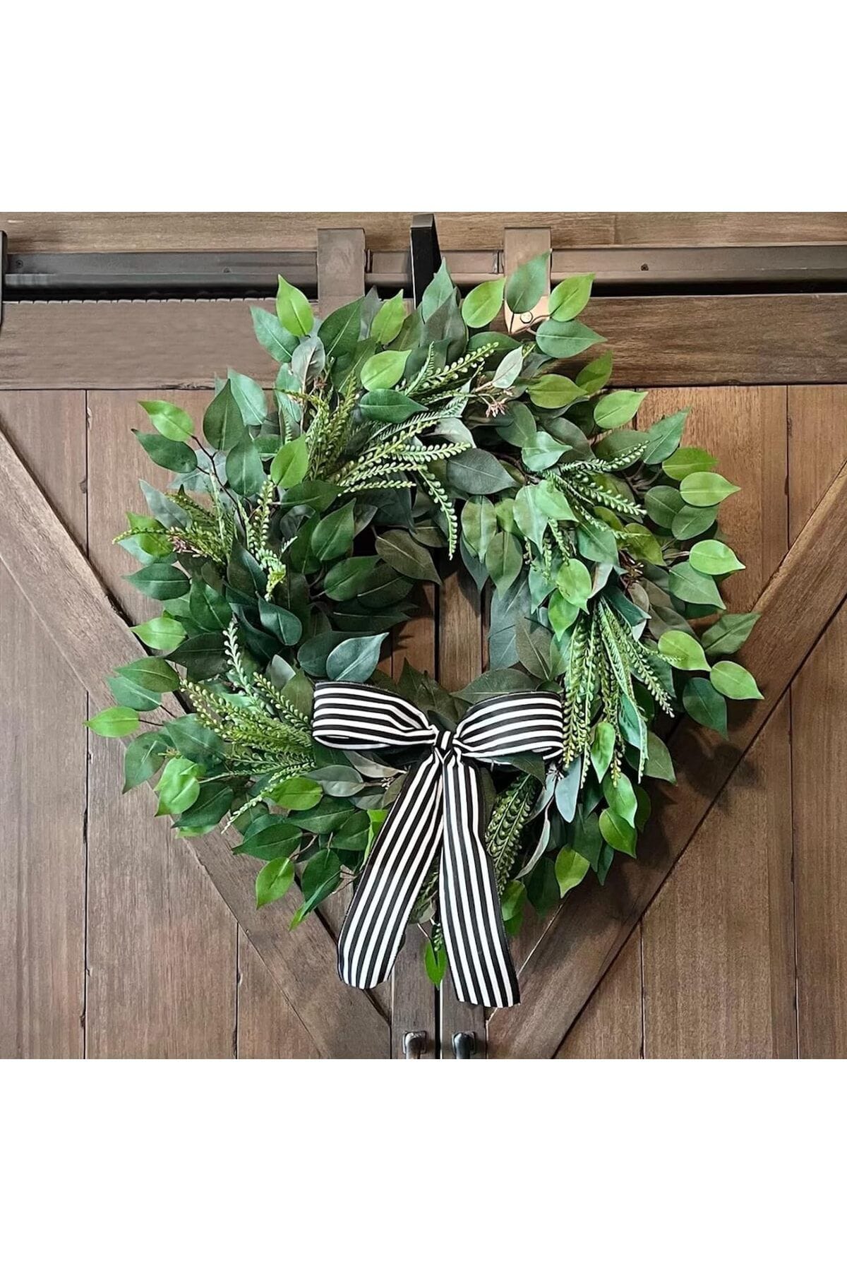 islak-gorunumlu-yapay-benjamin-yapragi-12-adet-981.jpg Islak Görünümlü Yapay Benjamin Yaprağı 12 Adet - Görsel 5